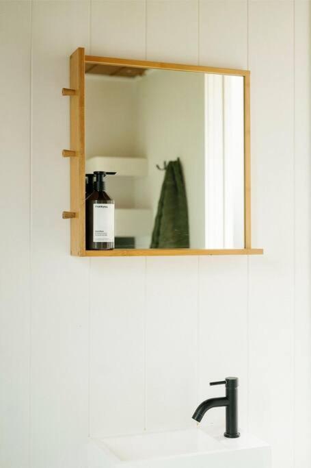 Holiday home The Nest, Tiny House With A View. Byron Hinterland *