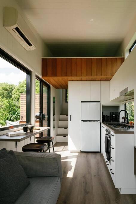 The Nest, Tiny House With A View. Byron Hinterland *